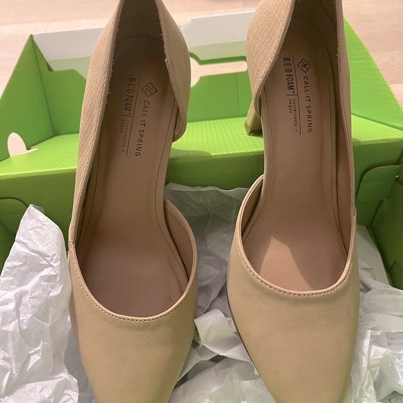 Call It Spring Tan Heels - Picture 5 of 9